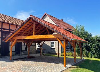 Konventionelles Carport aus Göddeckenrode