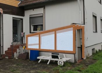 Kellereingangsüberdachung aus Göddeckenrode
