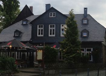Schieferdach aus Göddeckenrode