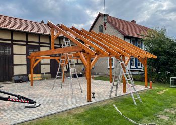 Konventionelles Carport aus Göddeckenrode