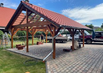 Konventionelles Carport aus Göddeckenrode